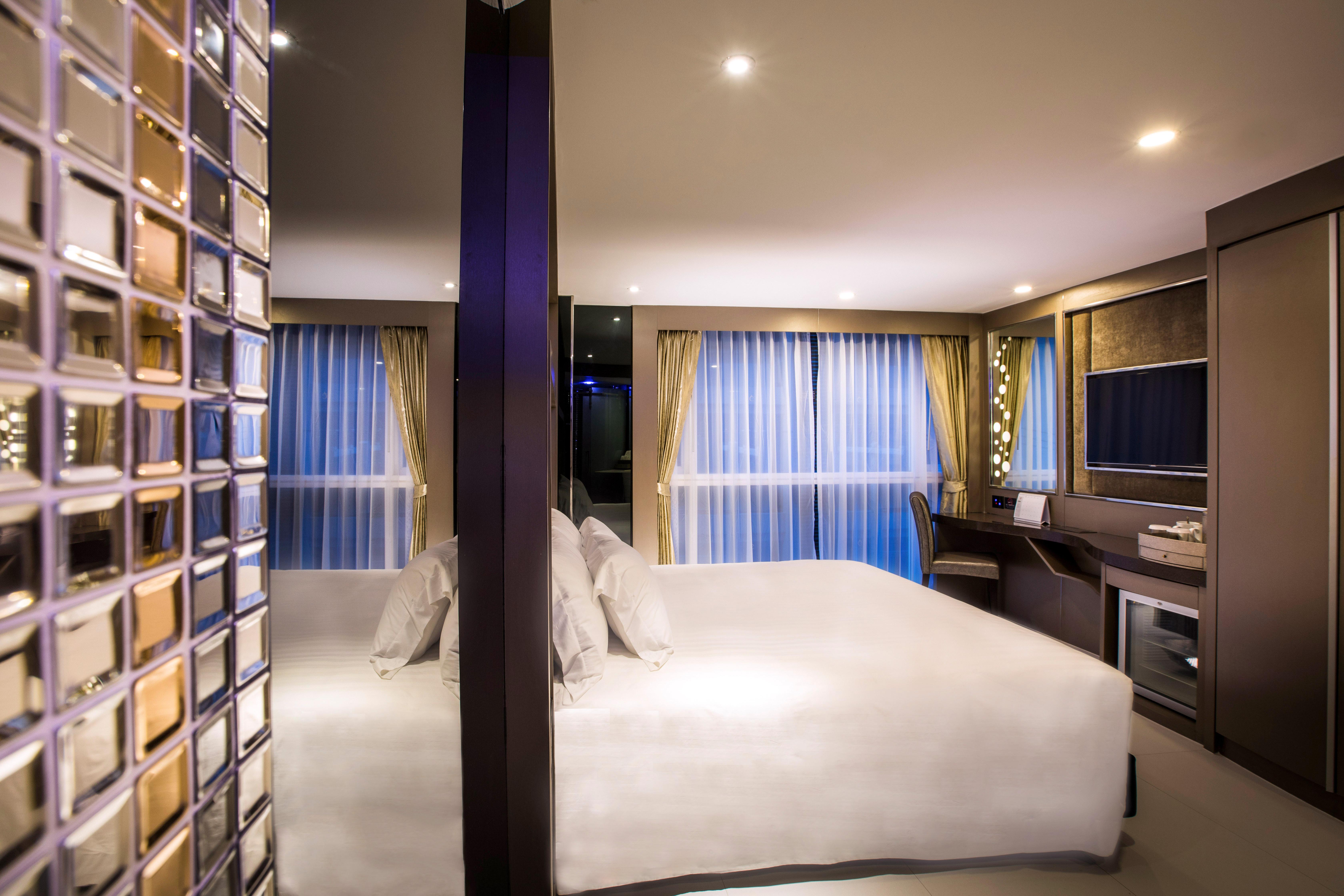 Azure Hotel Патая Екстериор снимка