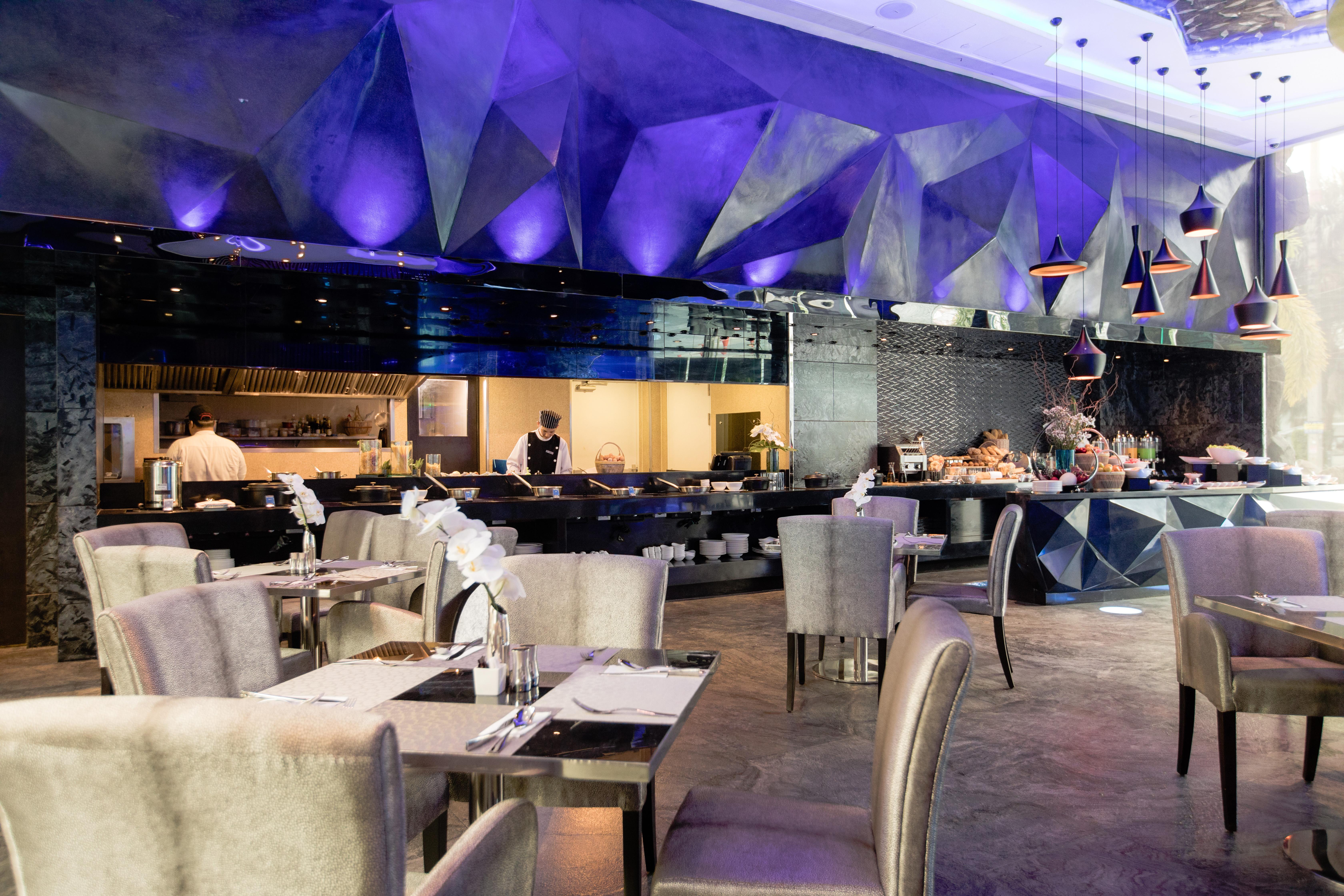 Azure Hotel Патая Екстериор снимка