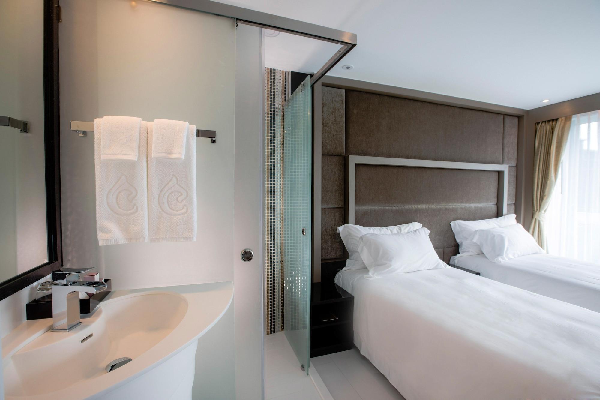 Azure Hotel Патая Екстериор снимка