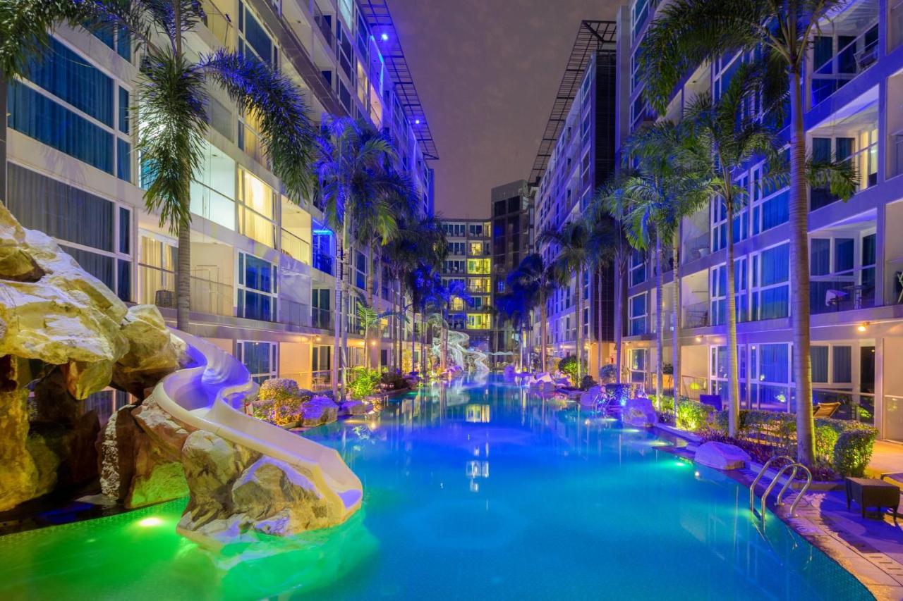 Azure Hotel Патая Екстериор снимка