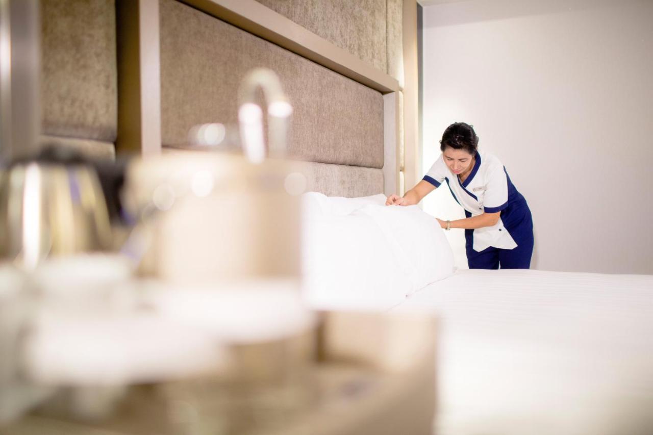 Azure Hotel Патая Екстериор снимка